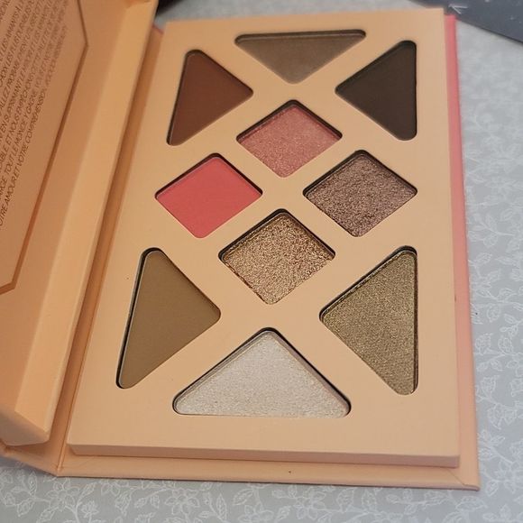 Athr Beauty Dessert Sunset Palette - Picture 3 of 8